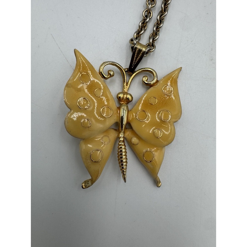Vintage Gold Tone Yellow Butterfly On Gold Time Chain